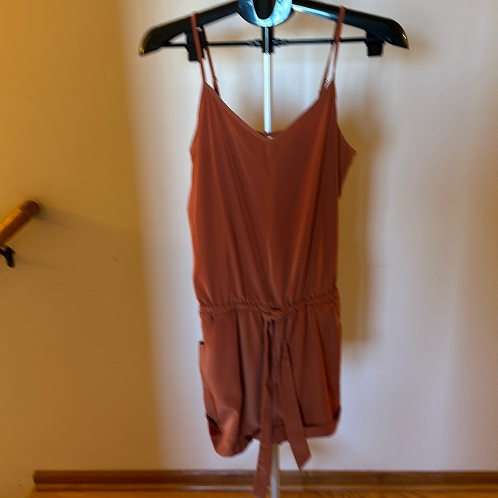 J Crew women’s Romper copper brown with pockets and drawstring waist size Xs